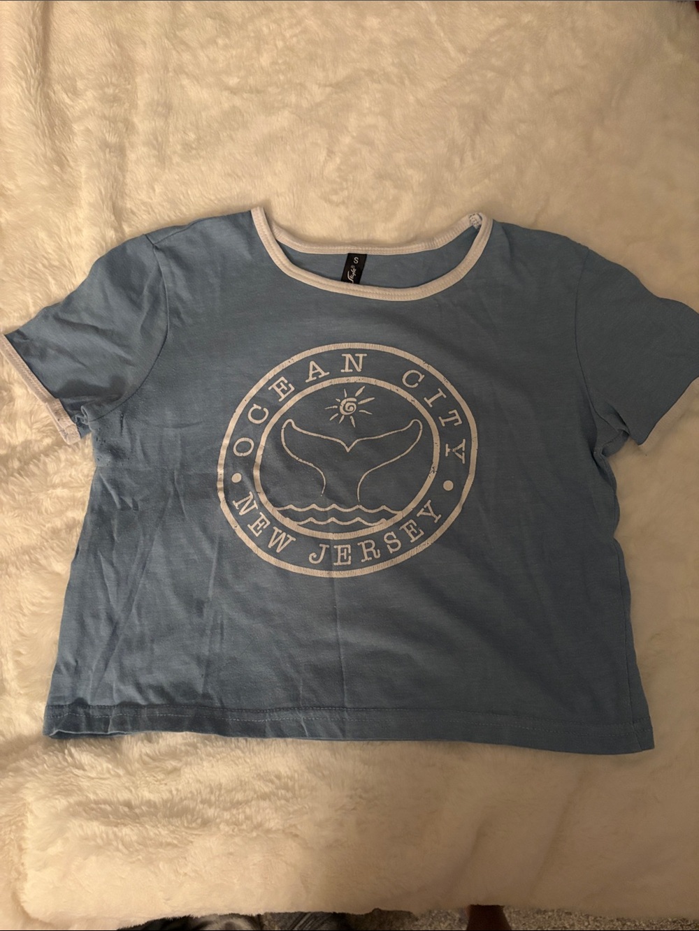Light Blue Ringer Crop Top with Ocean City Graphic